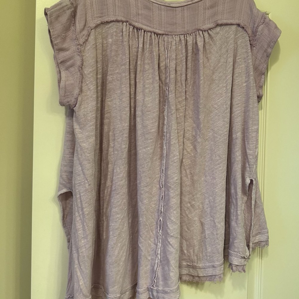 Free People Lilac Flowy Top - Picture 2 of 2